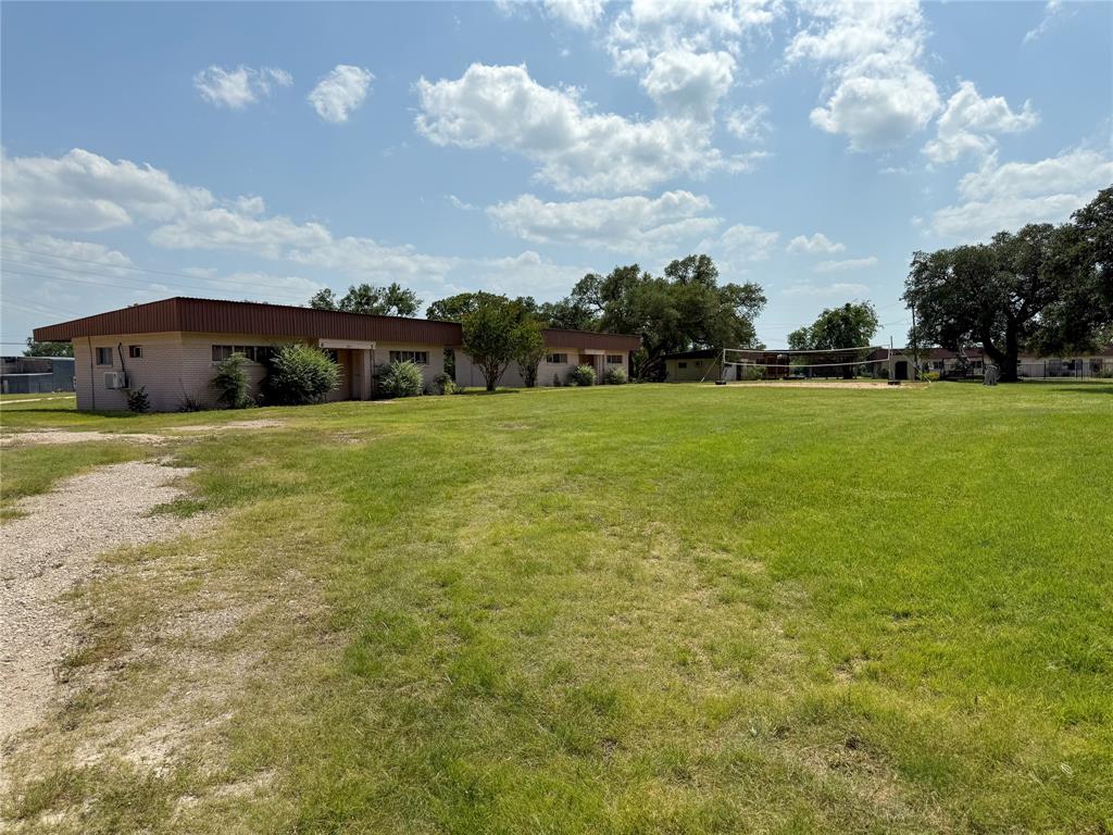 Lakeside village annex - Commercial Sale