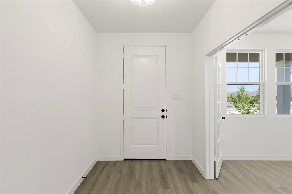 2407 Daisy Lane