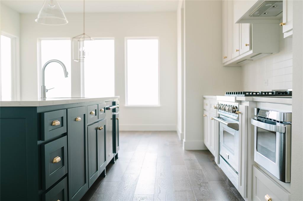 Bella Flora - Residential