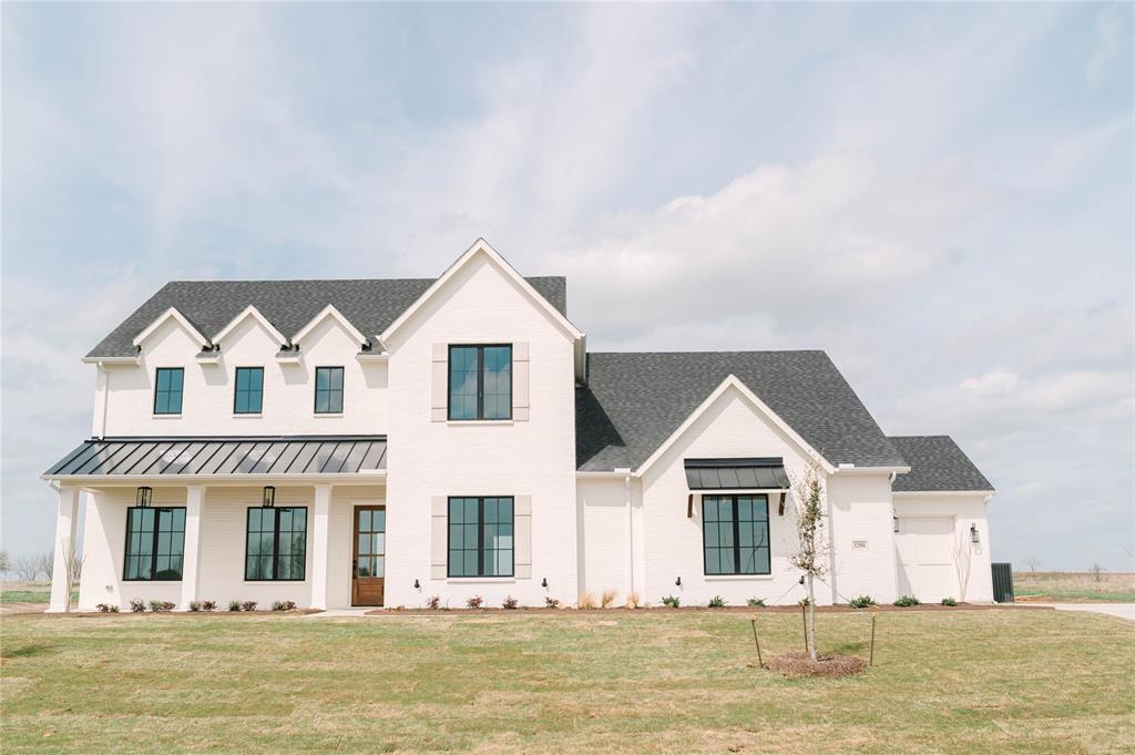 Bella Flora - Residential