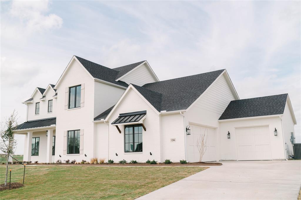 Bella Flora - Residential