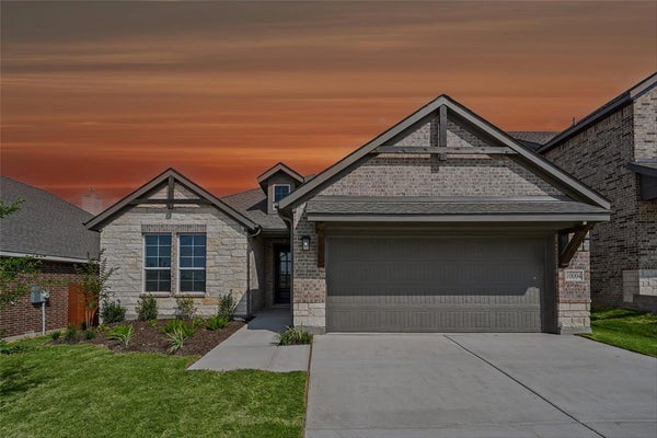 10004 BIRCHPOINT DR, FORT WORTH, TX 76108 - Image f9bfcb5d84b2e2872df6d5f40244cba8/3773440367