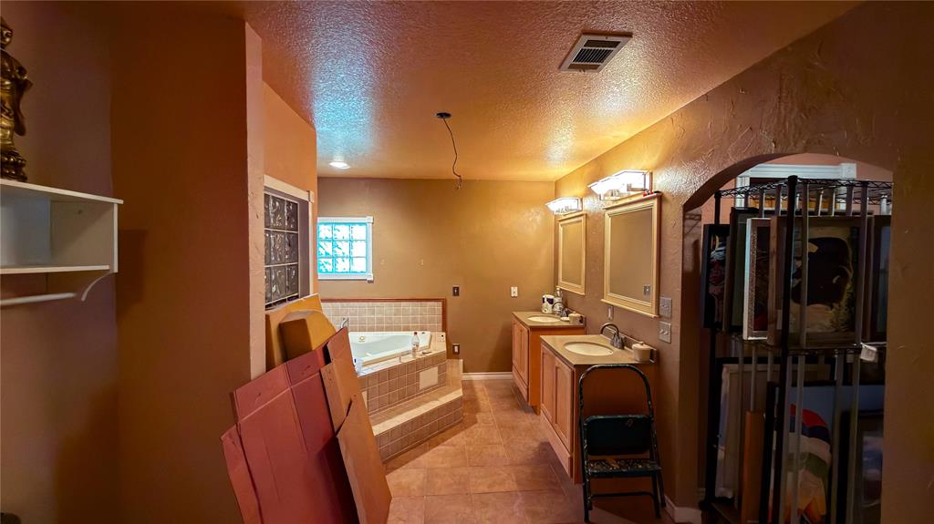 B Merchant - Residential