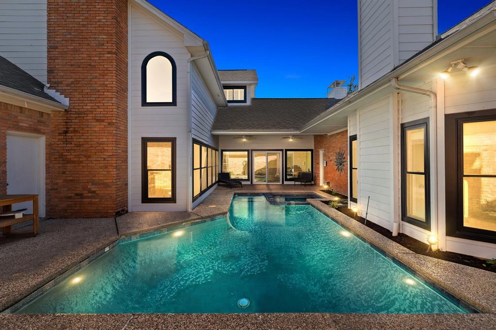 14773 Bedivere Court