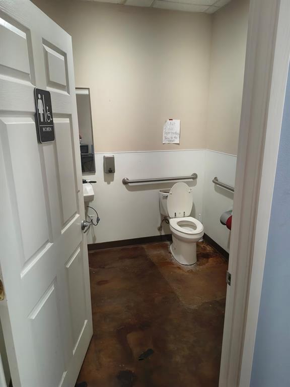 Kemper Of Bowyer Sub - Commercial Sale