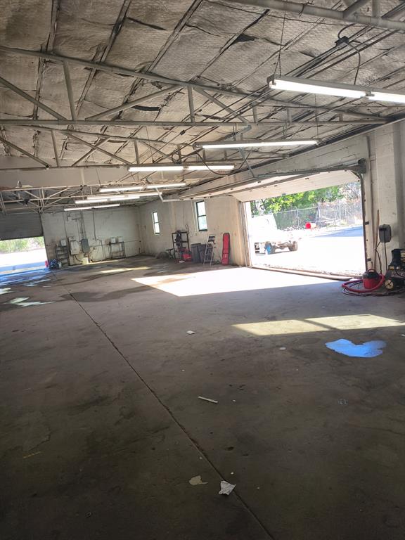 Kemper Of Bowyer Sub - Commercial Sale