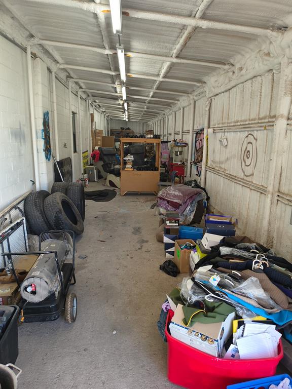 Kemper Of Bowyer Sub - Commercial Sale