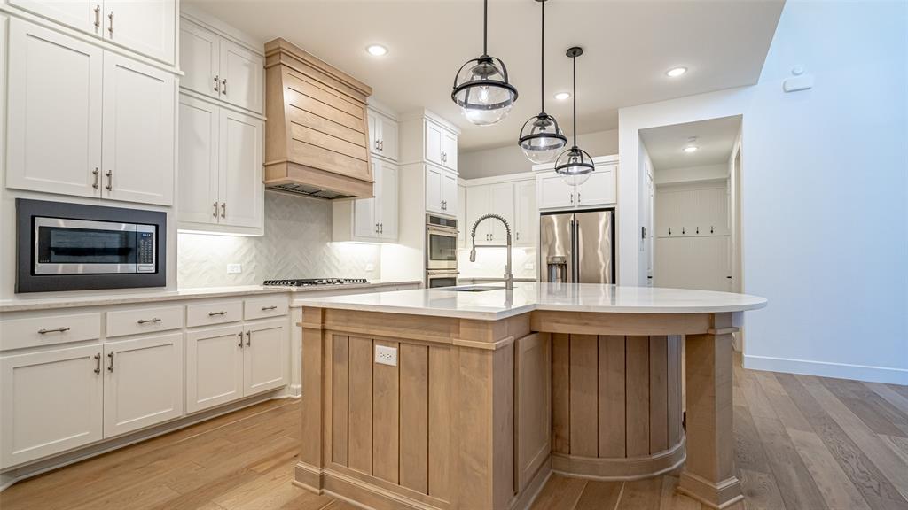 Aubrey, Texas 76227, United States, 5 Bedrooms Bedrooms, ,5 BathroomsBathrooms,Residential,Active,28119