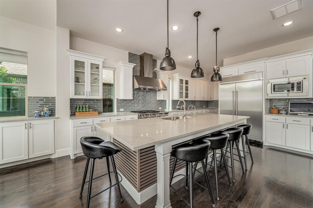 3437 Starling Drive