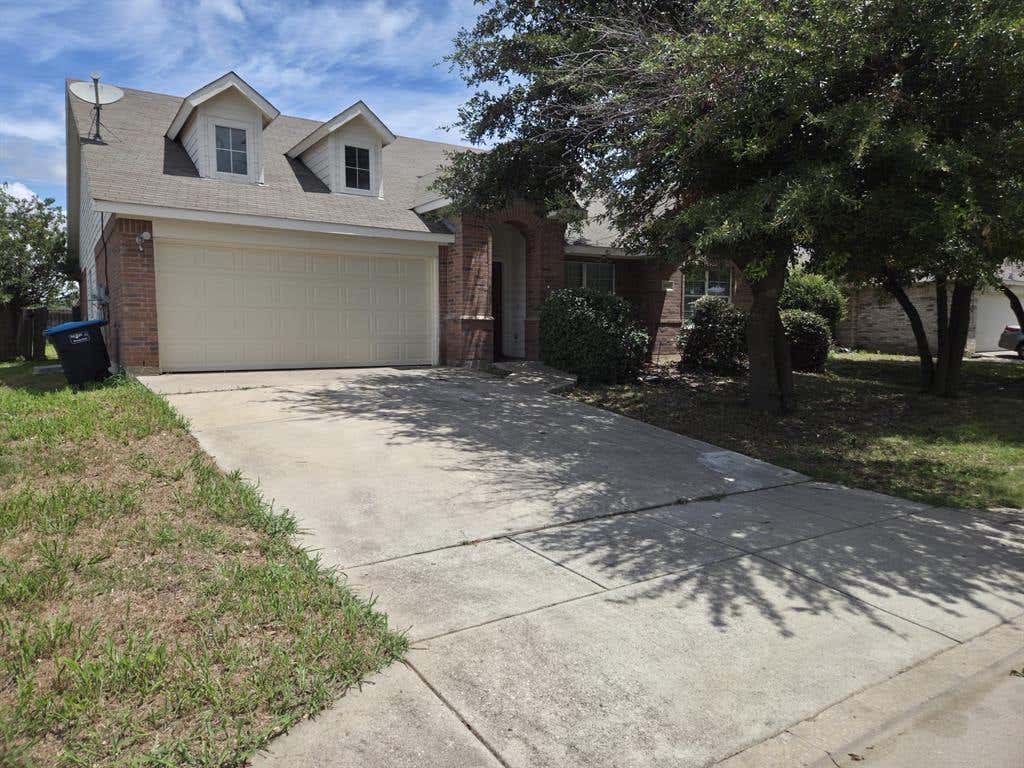 Photo of 4016 Tarpon Springs Drive, Fort Worth, TX 76123 (MLS # 21350714)