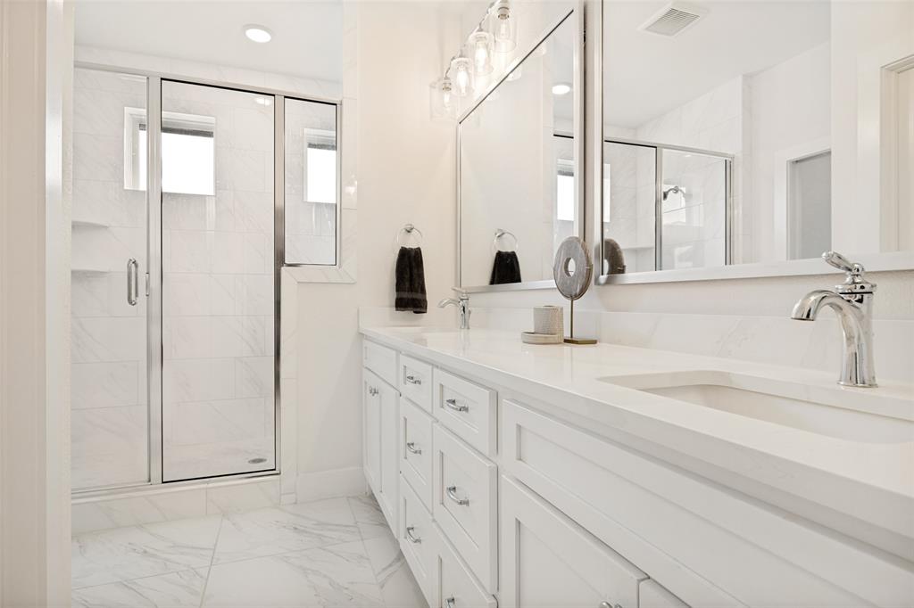 Danielle At Craig Ranch, The - Residential