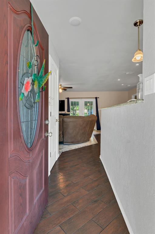 825 James Street