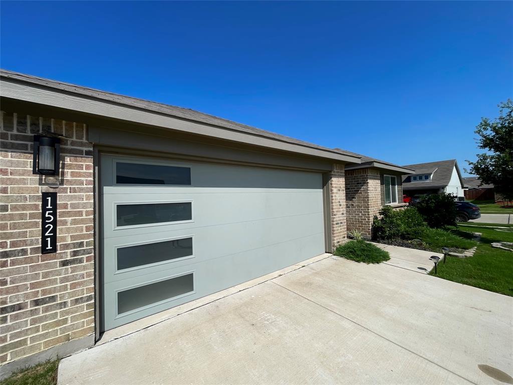1521 Hulen Park Trail