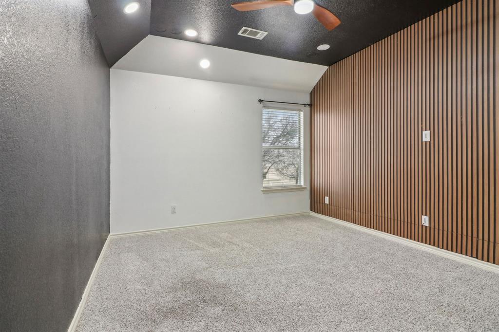 Lee Rays Place - Residential