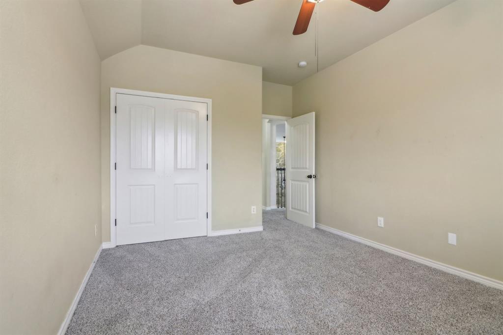 Lee Rays Place - Residential