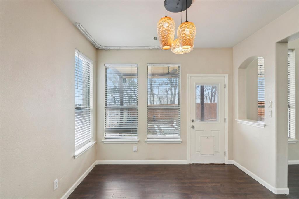 Lee Rays Place - Residential