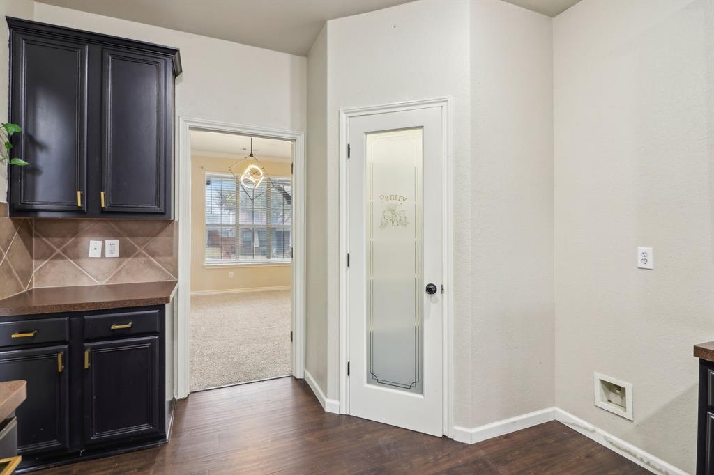 Lee Rays Place - Residential