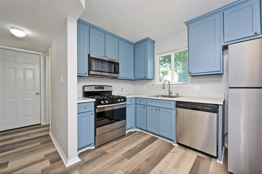 3404 Sunnydale Lane