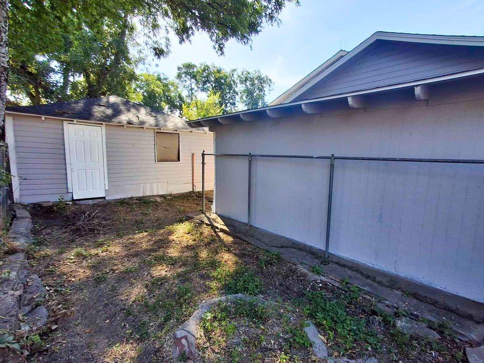 Original Cleburn - Residential