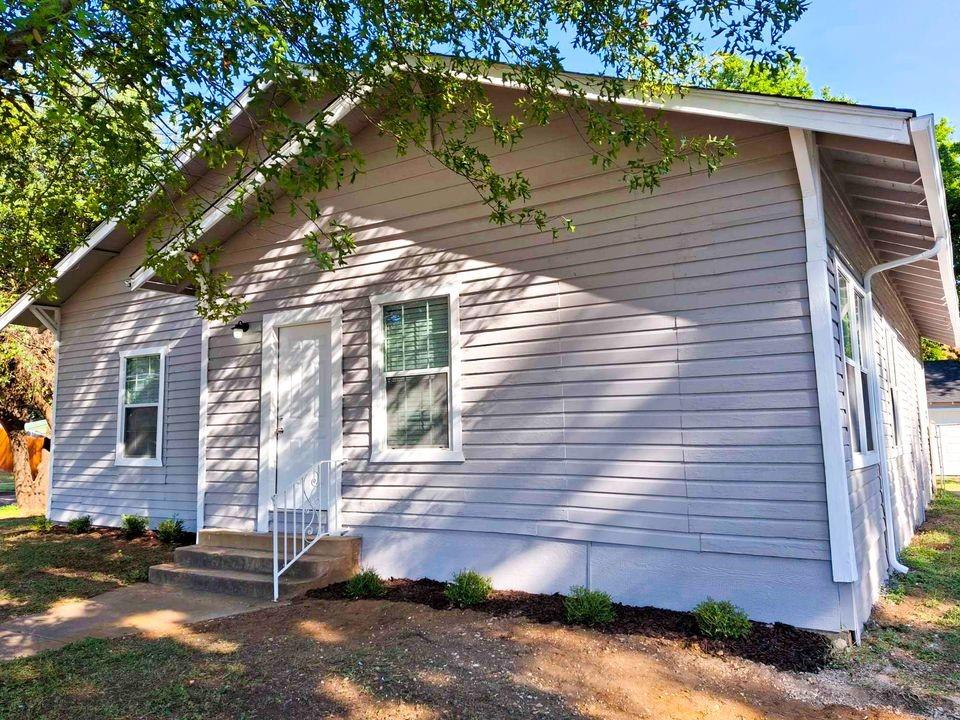 Original Cleburn - Residential