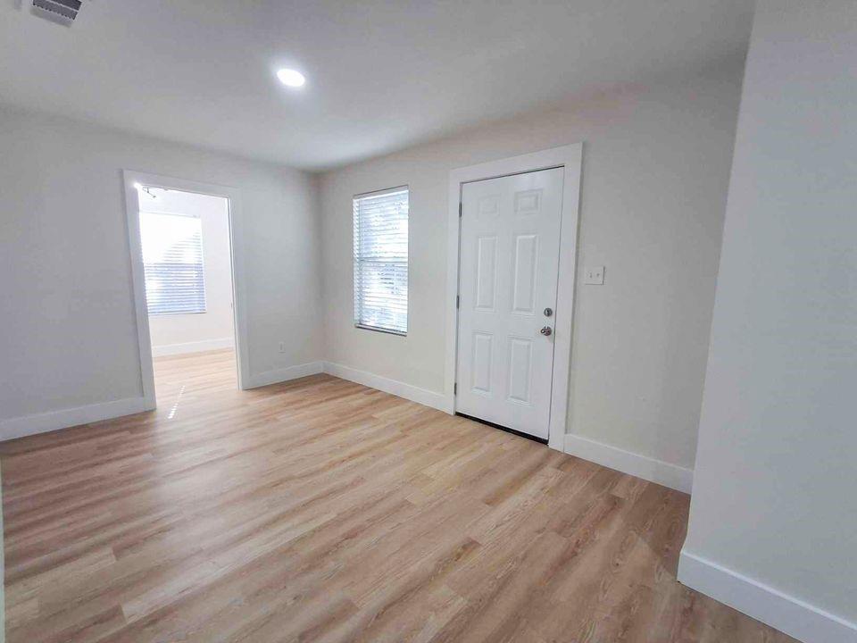 220 W Wardville Street