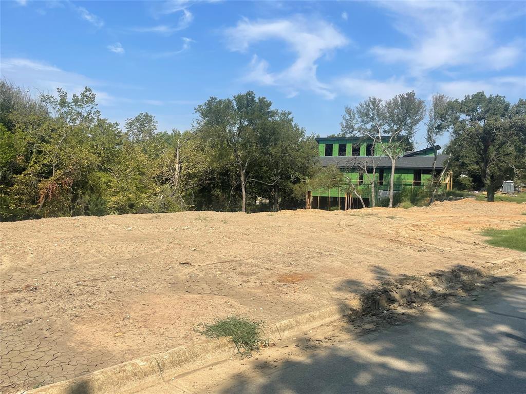 Parkway North - Land