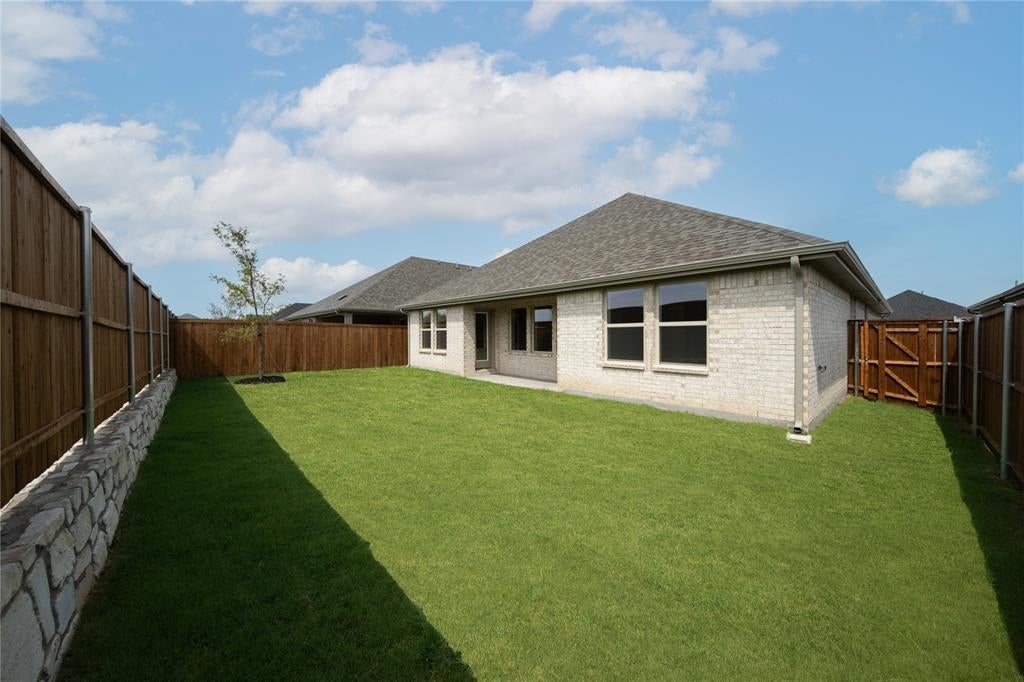 1712 Dove Drive