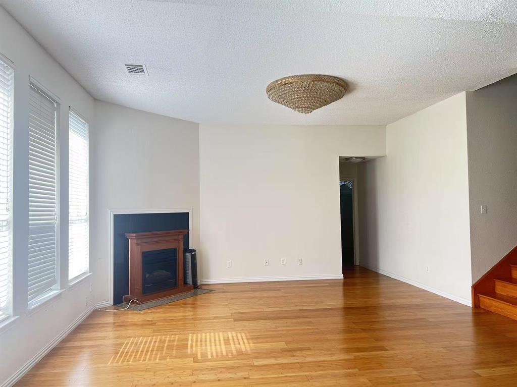 7872 Crazy horse Drive
