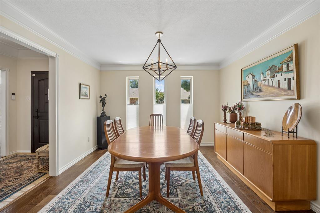 1549 Bamburgh Drive