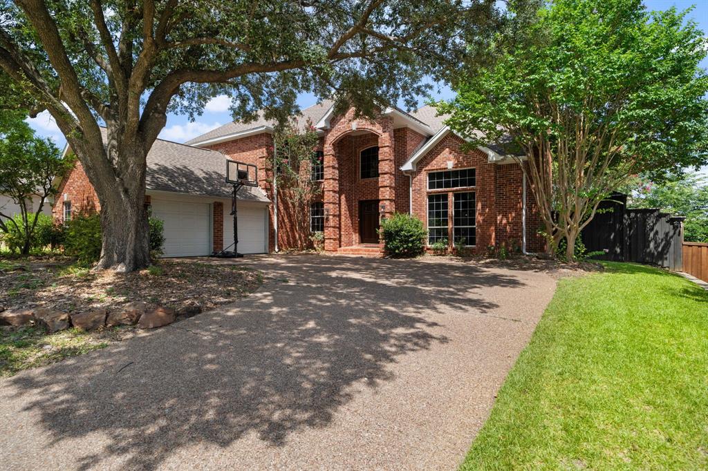 917 Hills Creek Drive