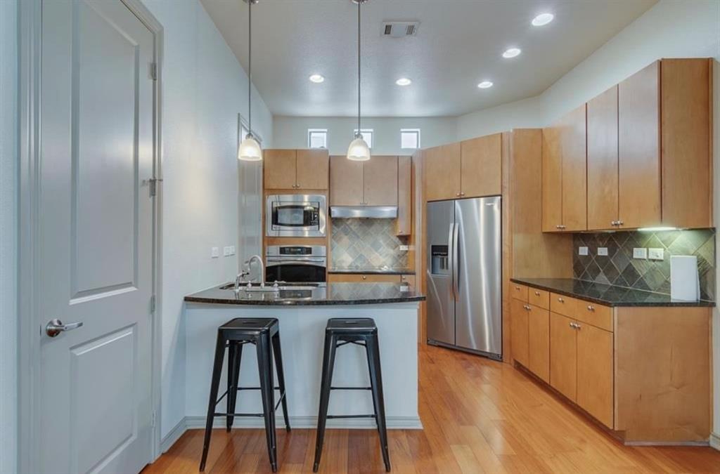 Chelsea Park Twnhms - Residential Lease