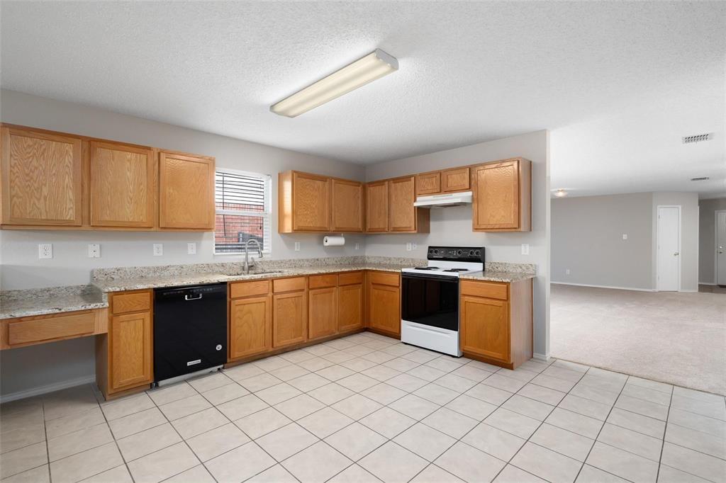 Legends Of Mckinney Ph III - Residential Lease