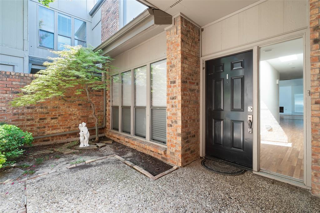 12465 Montego Plaza