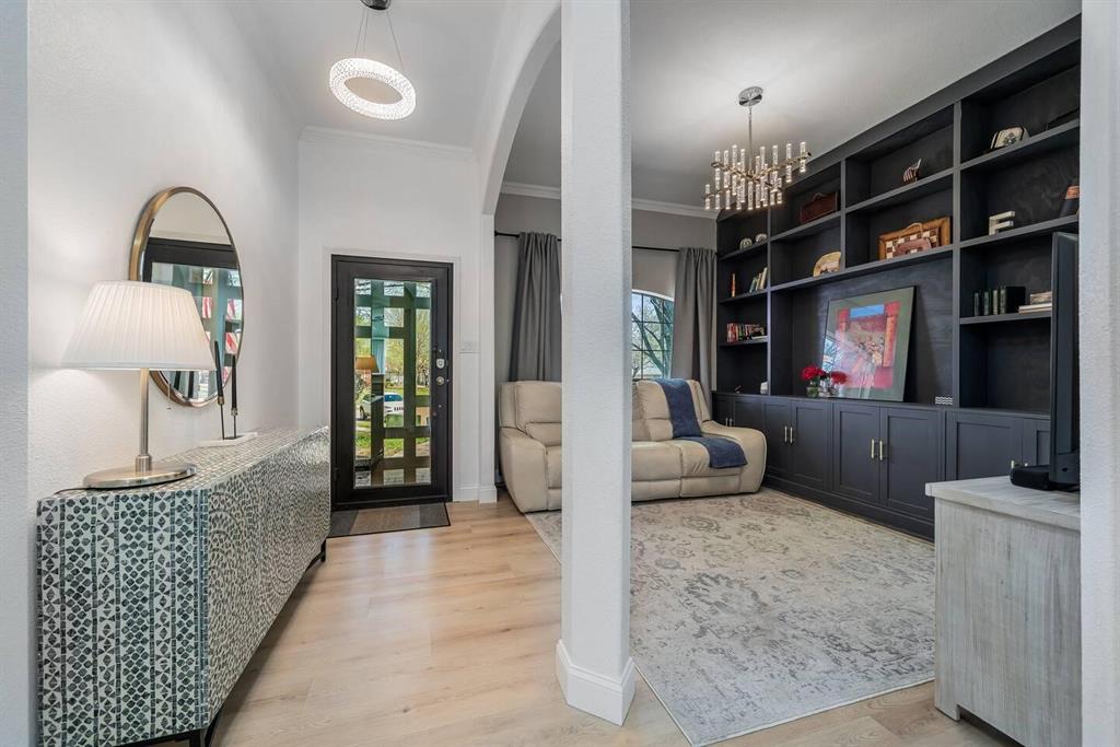 8101 Lido Court