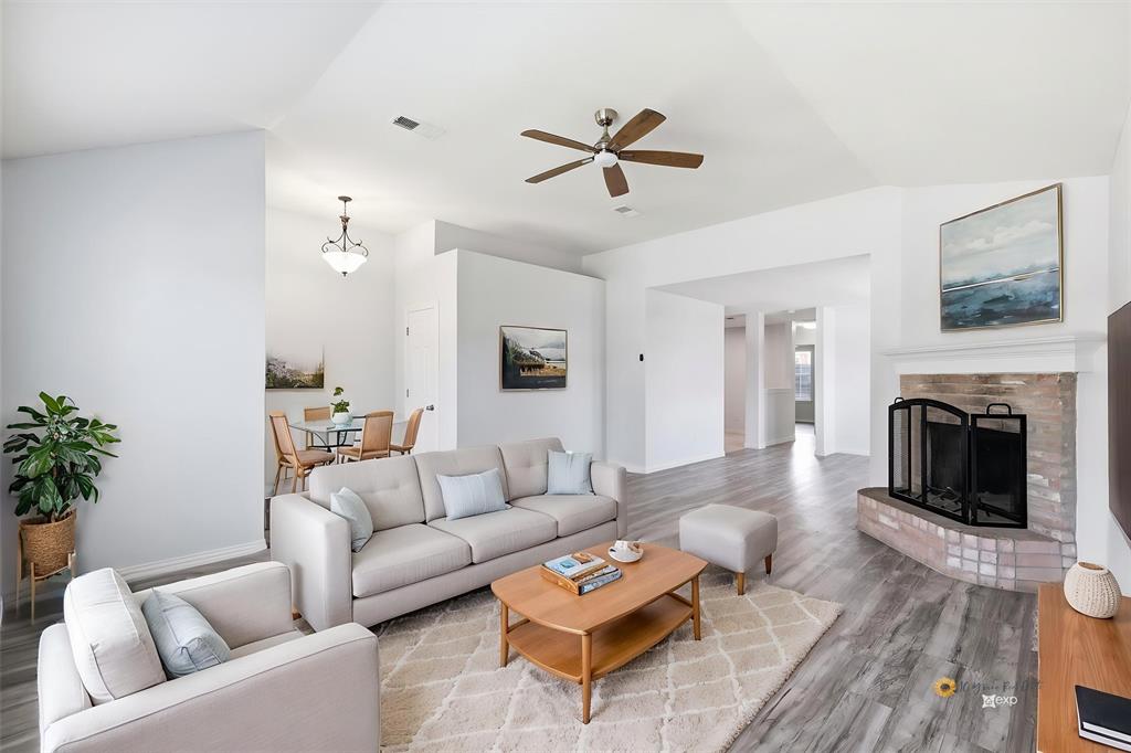 311 Bridlegate Drive