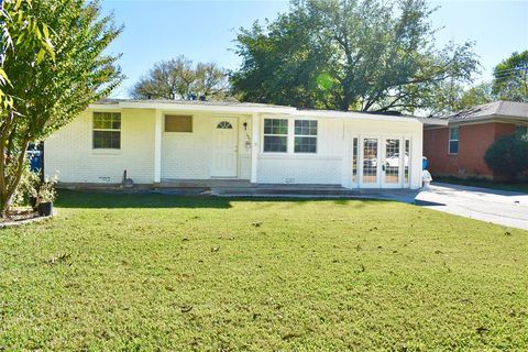 A home in Lewisville