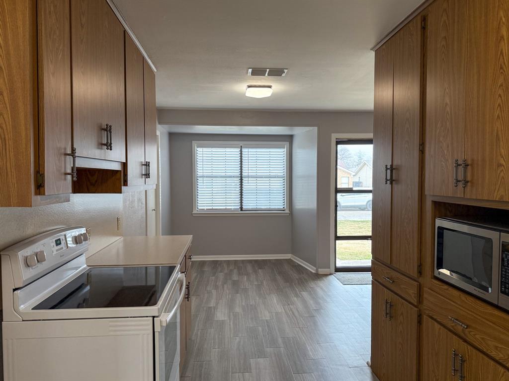 Over Place - Residential Lease