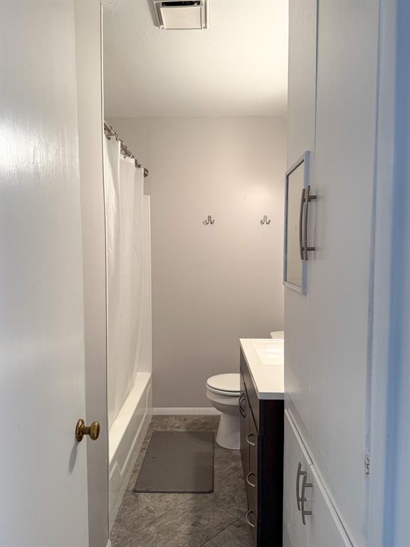 Over Place - Residential Lease