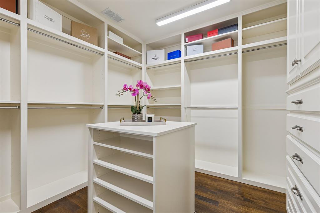 Highland Park West 01 Instl - Residential