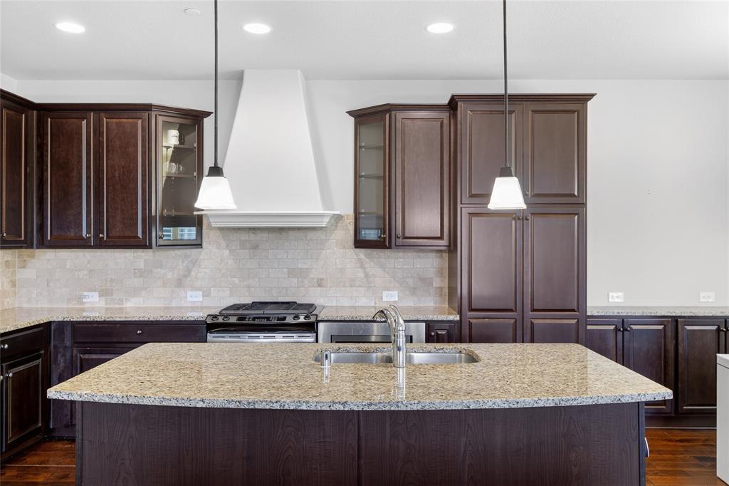 Euless, Texas 76039, United States, 3 Bedrooms Bedrooms, ,3 BathroomsBathrooms,Residential,Active,155248