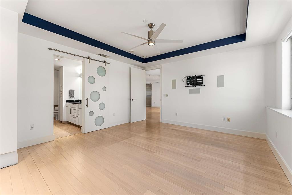 1505 Elm Street Condos - Residential