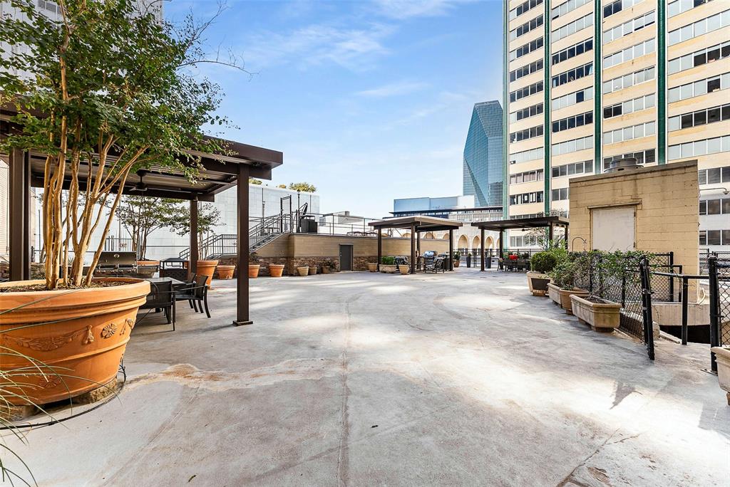 1505 Elm Street Condos - Residential