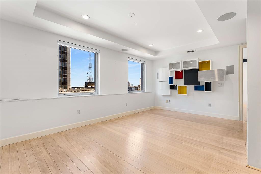 1505 Elm Street Condos - Residential