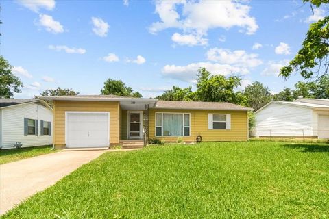 2311 Anderson Street Irving TX 75062