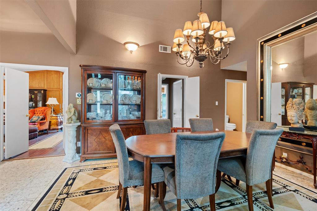 2000 Shadow Ridge Drive