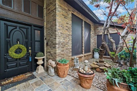 2000 Shadow Ridge Drive Arlington TX 76006