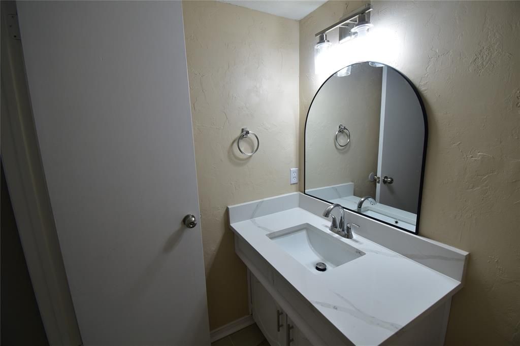 Photo of 14335 Haymeadow Circle, Dallas, TX 75254 (MLS # 21305749)
