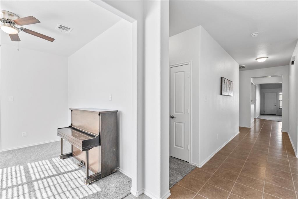 813 Canyon Place