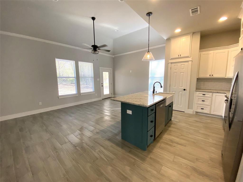 Three 77 Sunset Strip - Residential Income