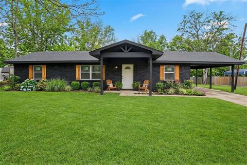 2247 W Sherman Street Paris TX 75460